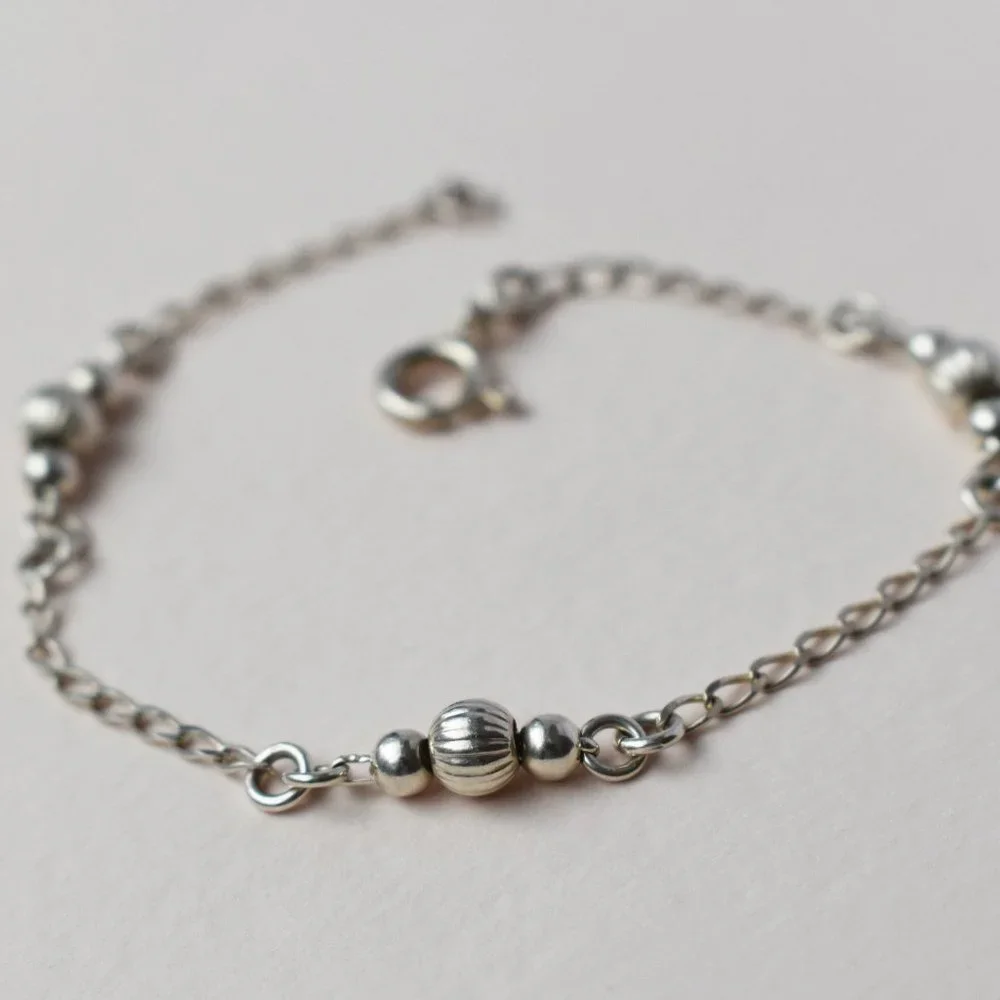 Thin simple silver chain bracelet, dainty minimalist stacking bracelet